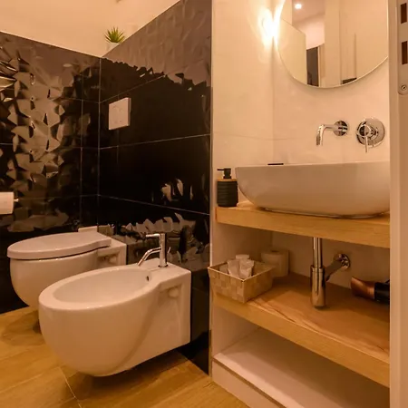 Anna Con Vasca Idromassaggio