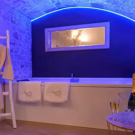 Anna Con Vasca Idromassaggio Semesterbostad