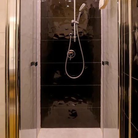 Semesterbostad Anna Con Vasca Idromassaggio