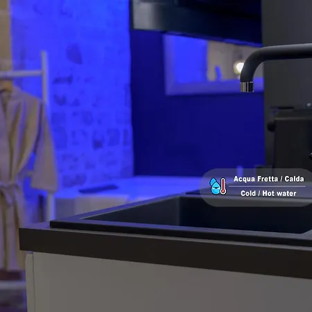 Anna Con Vasca Idromassaggio Conversano