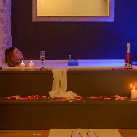 Tatil Evi Anna Con Vasca Idromassaggio *