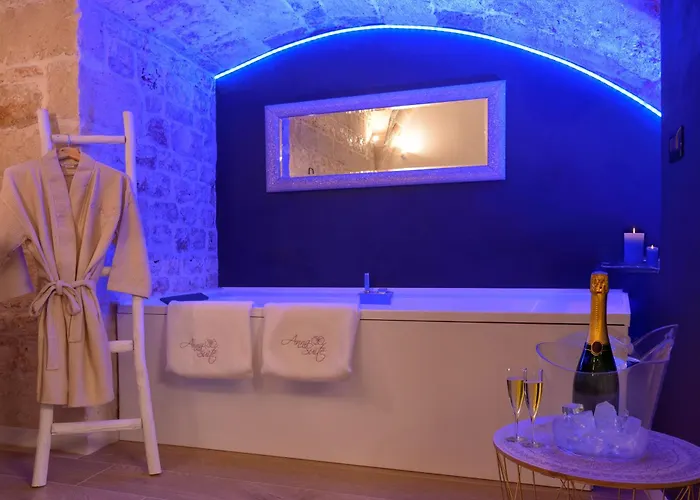 Anna Con Vasca Idromassaggio Hébergement de vacances